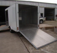 Enclosed motorbike trailer
