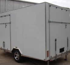 Enclosed motorbike trailer