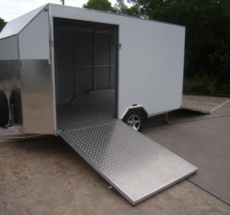 Enclosed motorbike trailer