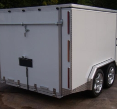 Enclosed motorbike trailer