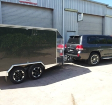 Enclosed motorbike trailer