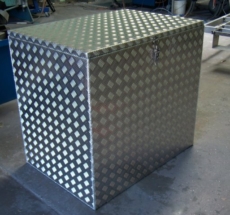 Aluminium toolbox in workshed